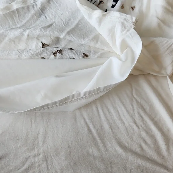 Apt. 9 White Geometric Embroidered Tank Top - Picture 5 of 8